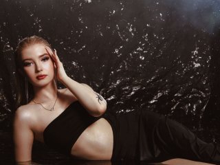 NicoleQueens